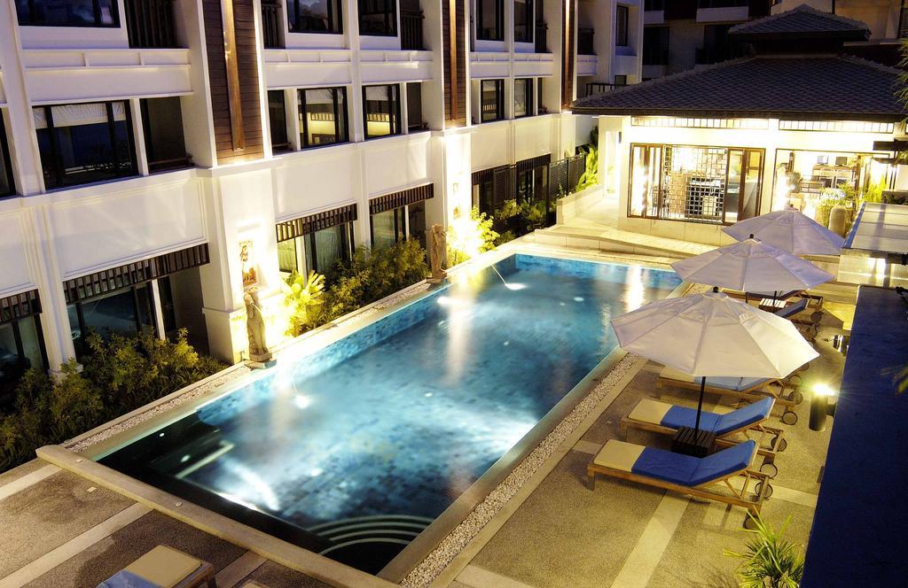Avantika Boutique Hotel Patong Buitenkant foto