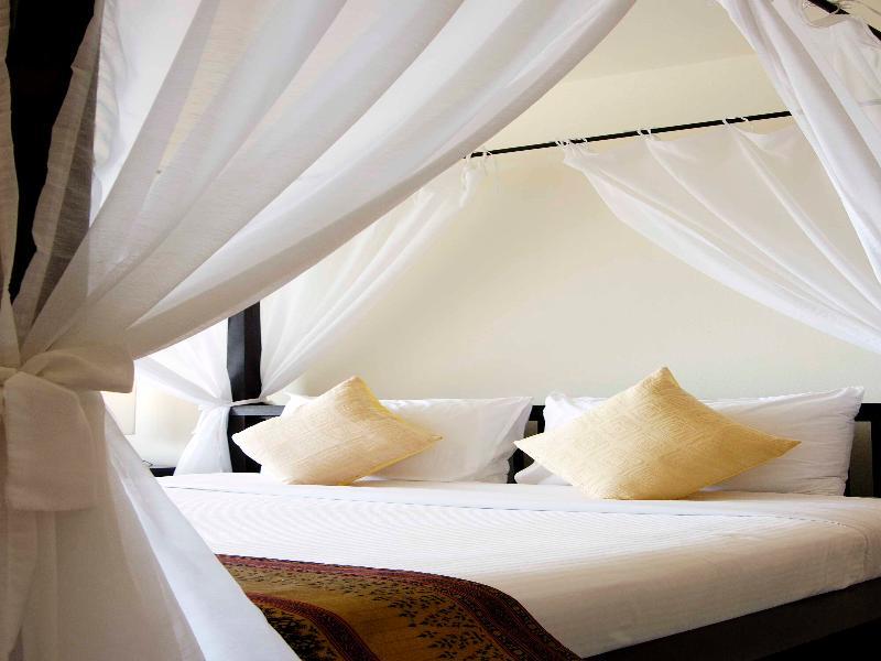 Avantika Boutique Hotel Patong Buitenkant foto