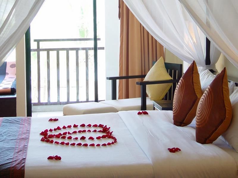 Avantika Boutique Hotel Patong Buitenkant foto